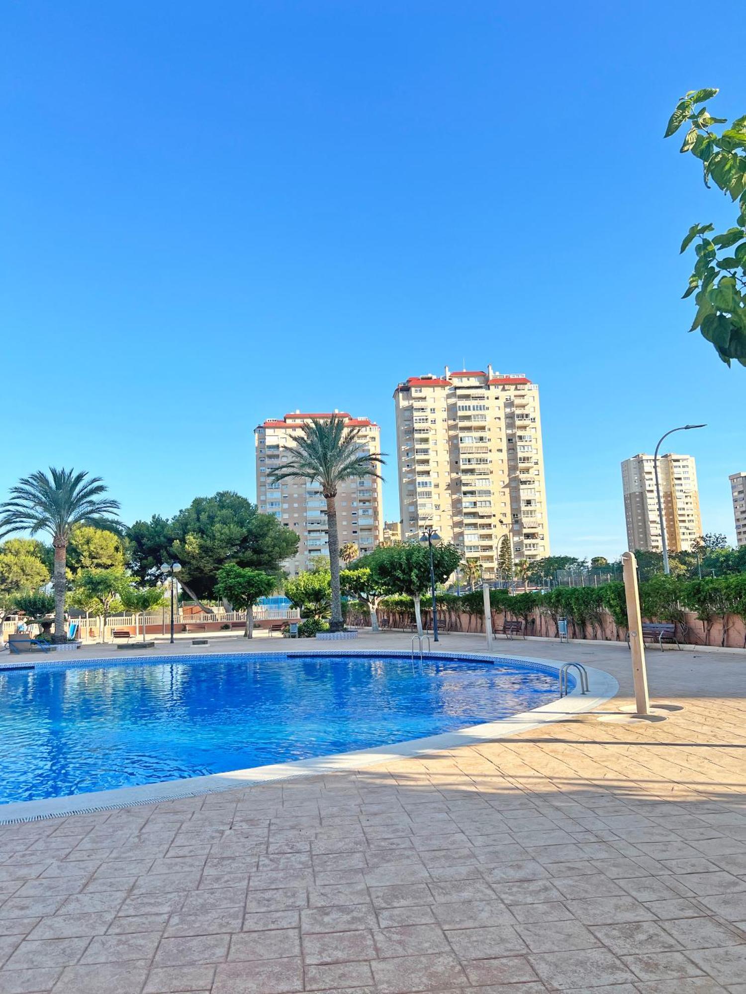 Apartamento Coqueto Con Piscina, Nuevo A 50M Del Mar, Parking Gratis El Campello Exterior foto