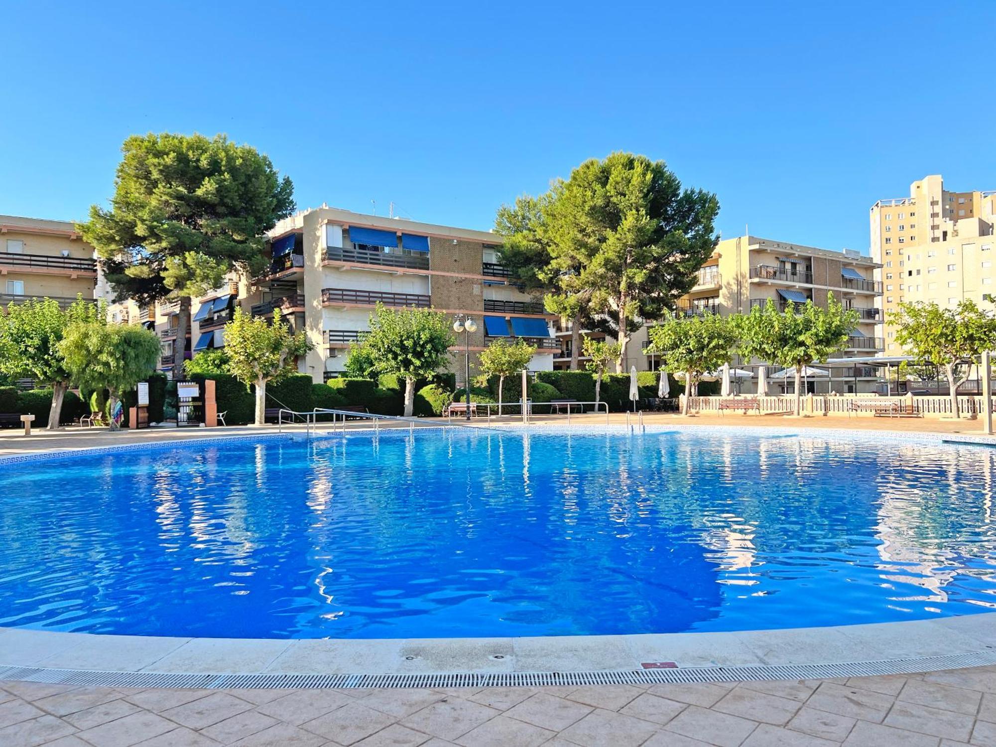 Apartamento Coqueto Con Piscina, Nuevo A 50M Del Mar, Parking Gratis El Campello Exterior foto