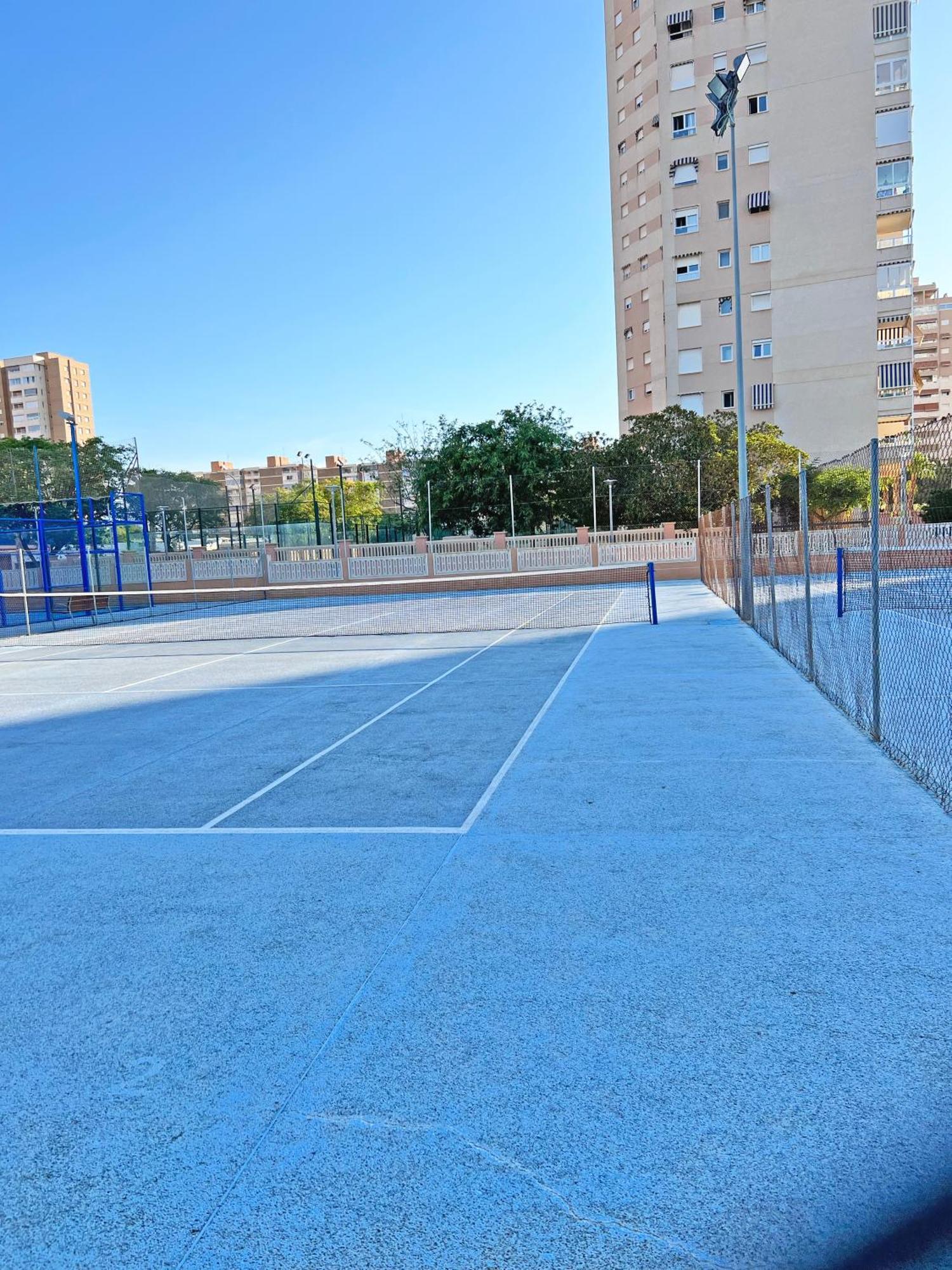 Apartamento Coqueto Con Piscina, Nuevo A 50M Del Mar, Parking Gratis El Campello Exterior foto