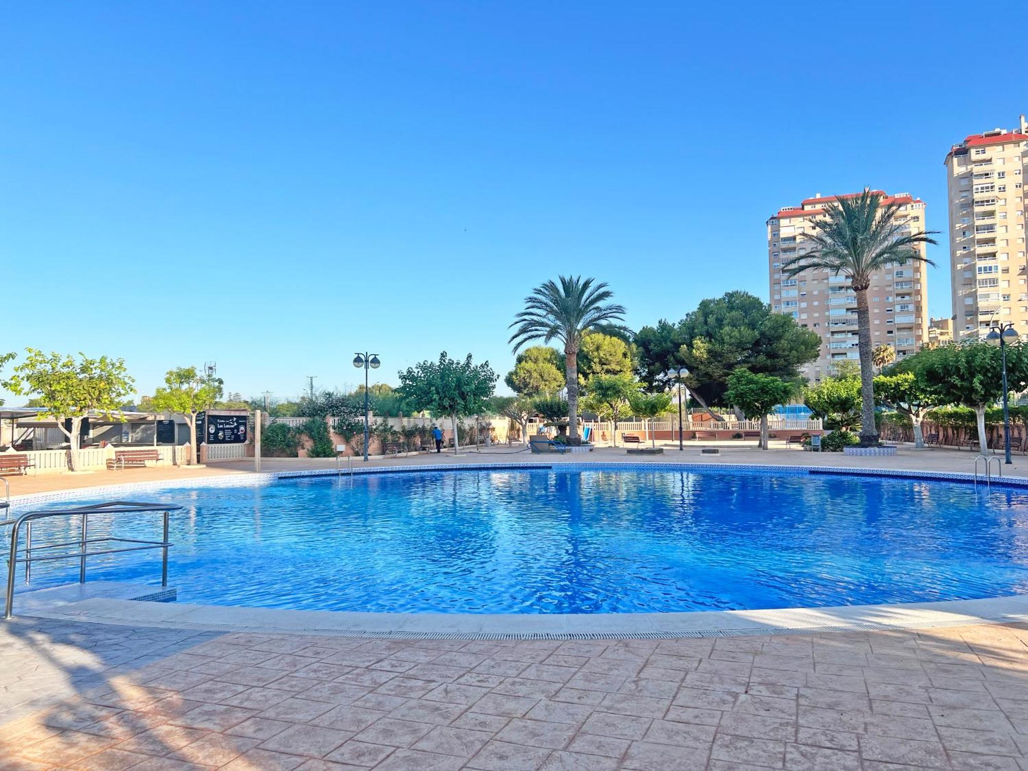 Apartamento Coqueto Con Piscina, Nuevo A 50M Del Mar, Parking Gratis El Campello Exterior foto