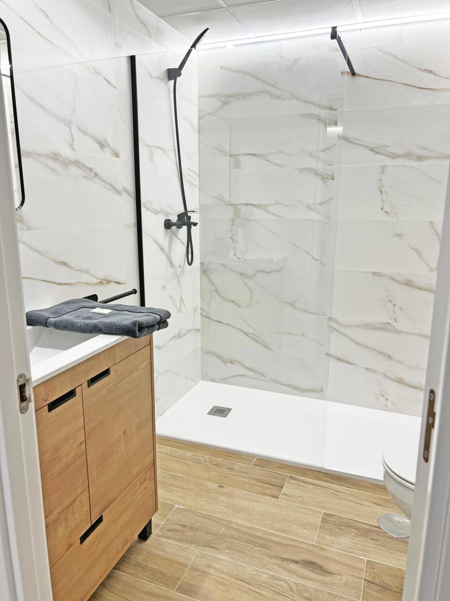 Apartamento Coqueto Con Piscina, Nuevo A 50M Del Mar, Parking Gratis El Campello Exterior foto
